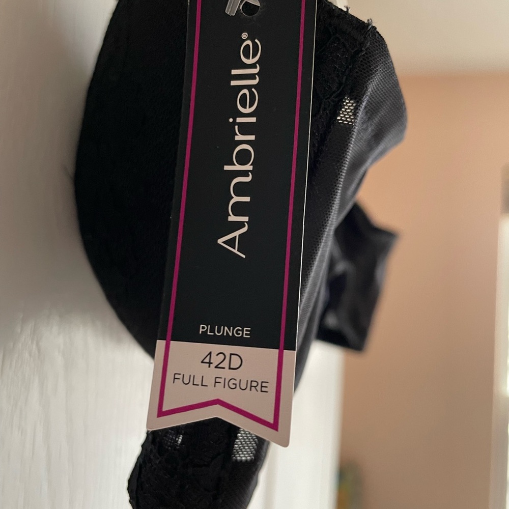 Ambrielle  Black Bra - Picture 3 of 4